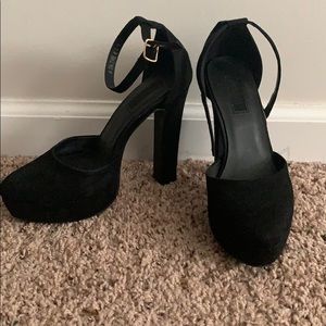 Faux suede Forever 21 pumps 3.5 inch heel